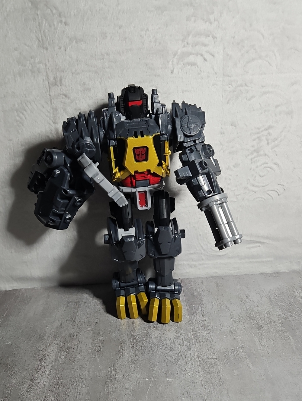 Transformers CYBERWORLD Grimlock Chomp & Battle Action Figure by Hasbro